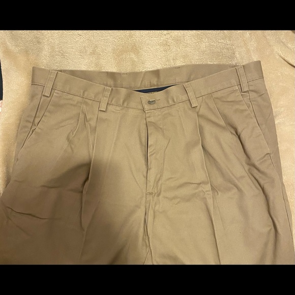 Dockers size 46 x 30 men’s casual pants - Picture 2 of 5
